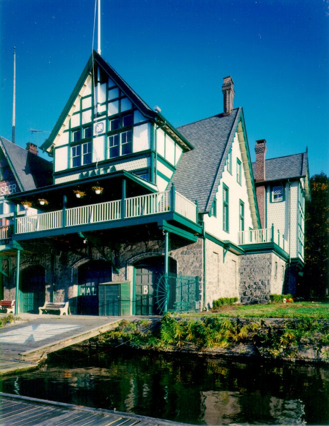 historic home restoration company