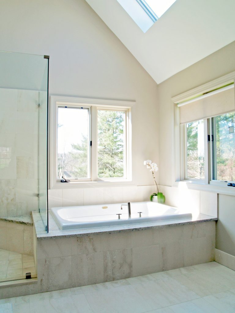 general contractor build bathroom