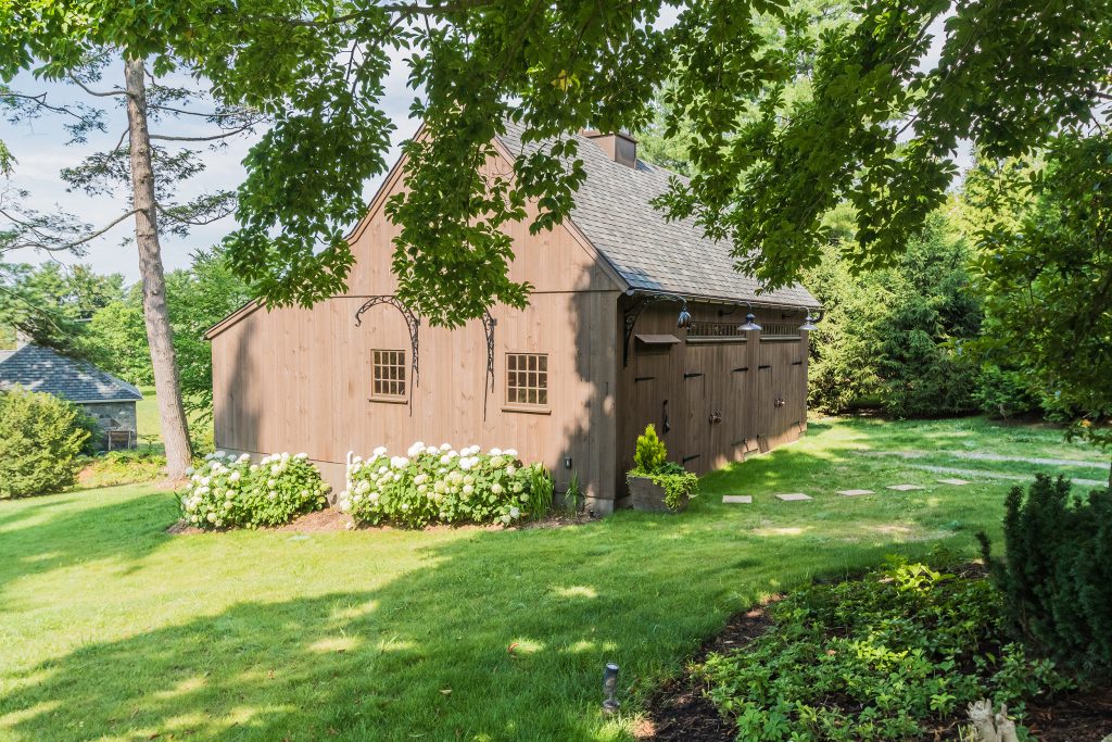 barn builders barn construction wayne pa