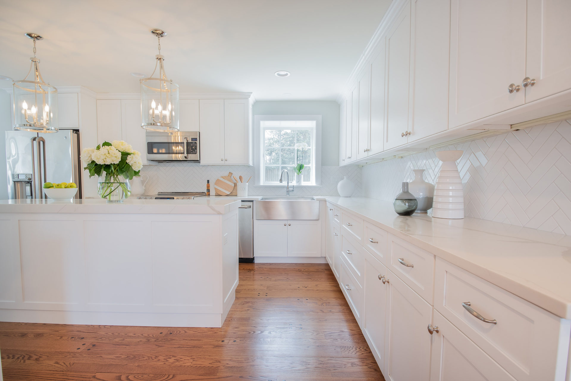 Modern Traditional Design Style Guide | HGTV - Classic Modern Home Renovation