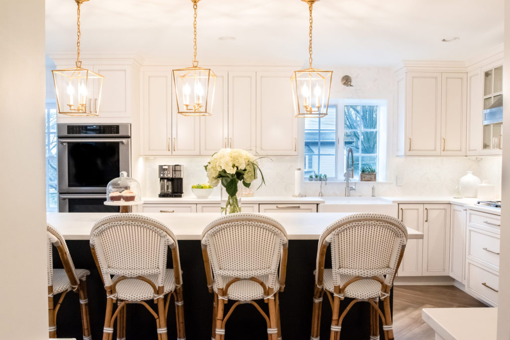 design modern contemporary-white eat-in kitchen renovation