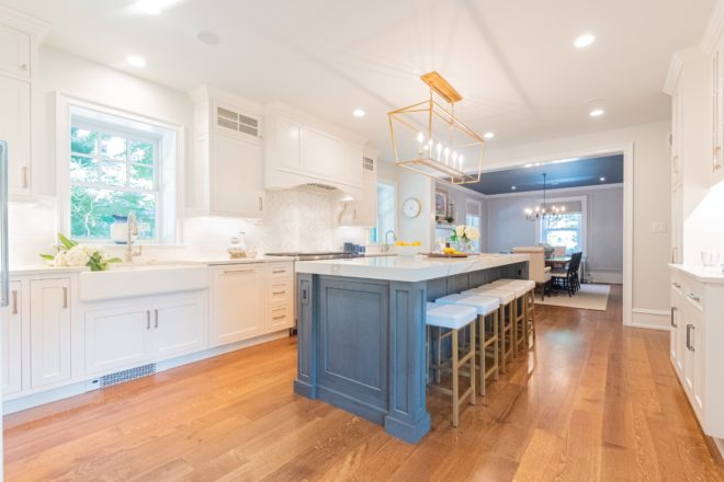 timeless-Traditional-colonial-home-renovation-dining-room