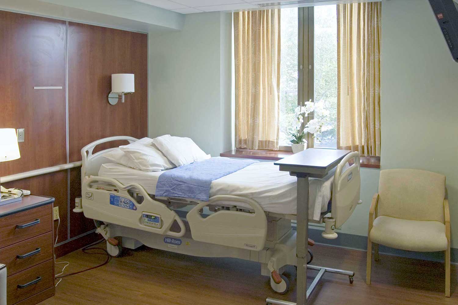 healthcare facility construction companies contractors