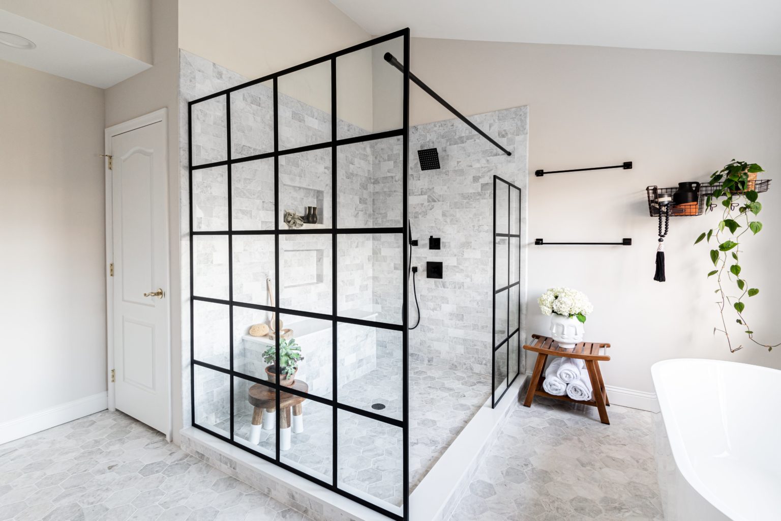 Modern Airy Kitchen + Master Bath Transformation - Gardner/Fox Associates